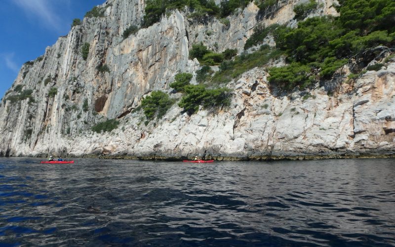 Cliffs - Island hopping sea kayak tour Croatia - Red Adventures